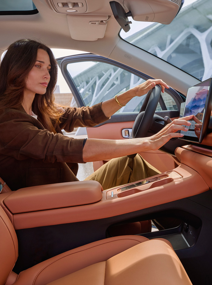 Leapmotor C10 - interiér